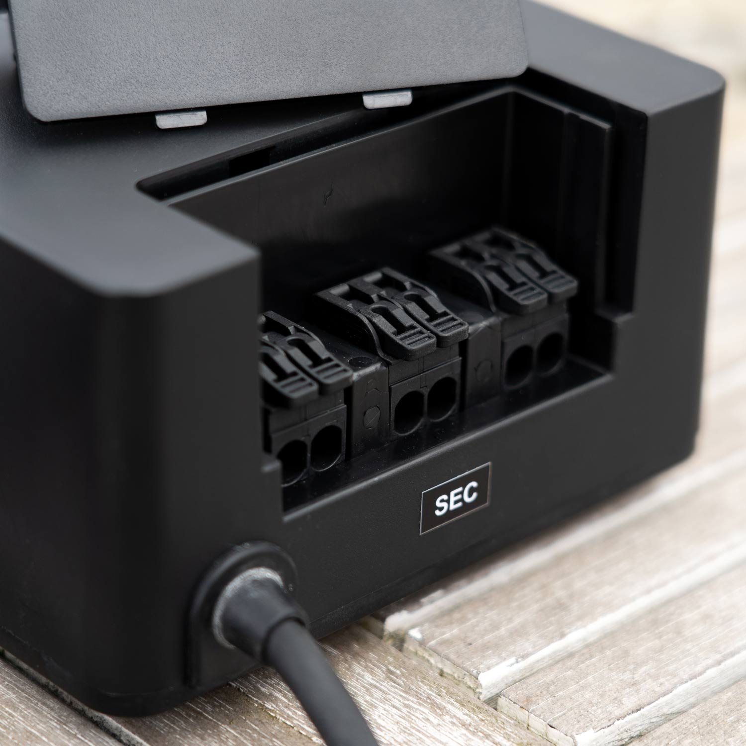 In Lite | Transformer | Smart HUB 150